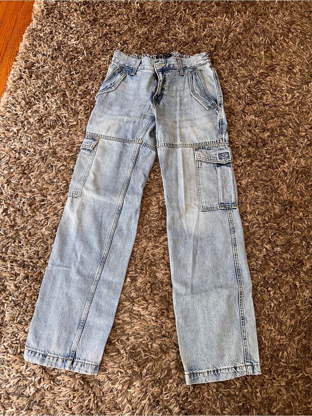 Light Wash Women’s Carpenter Cargo Jeans